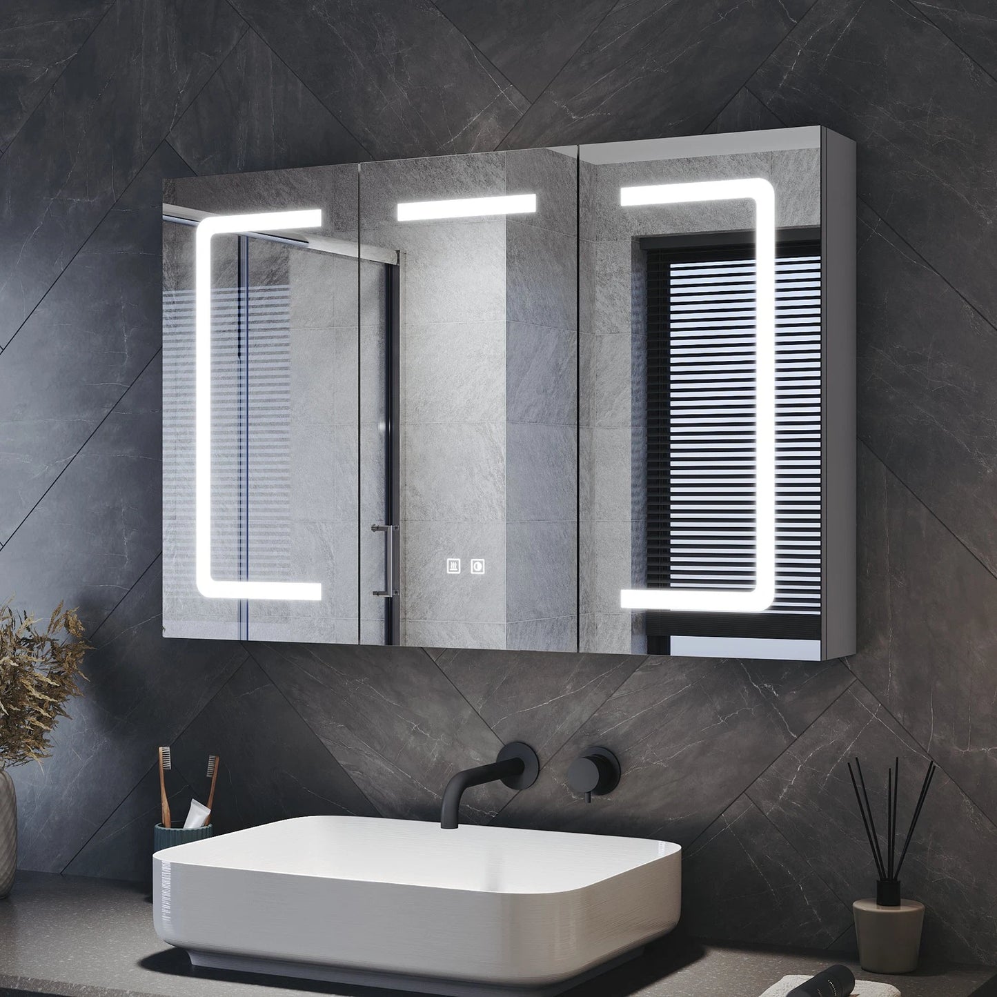 900mm LED Mirror cabinet  Shaver Socket Anti Fog Horizontal